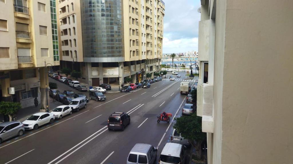 Residence Meaxpa Adres Av Youssef Ibn Tachfine 4 Tanger エクステリア 写真
